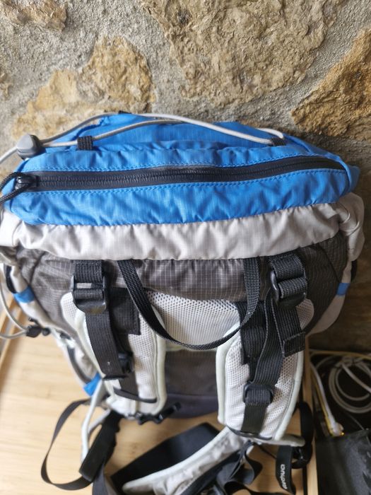 Mochila campismo Quechua Forclaz 25 ultralight
