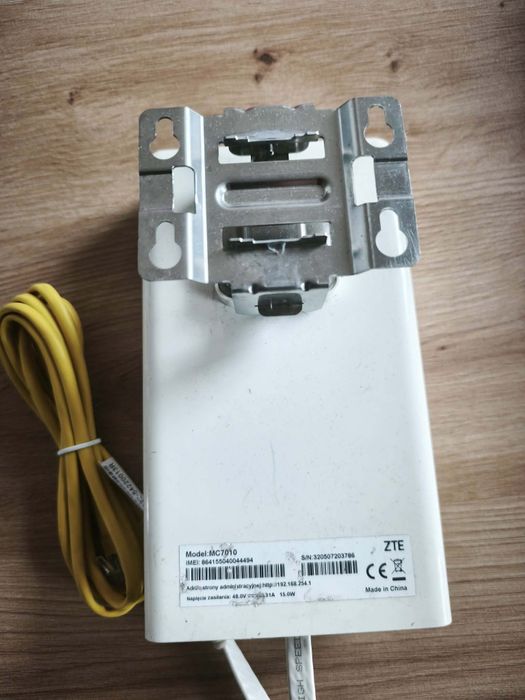 Router zewnętrzny ZTE MC7010 ODU 5G LTE cat.22 antena ODU na kartę SIM