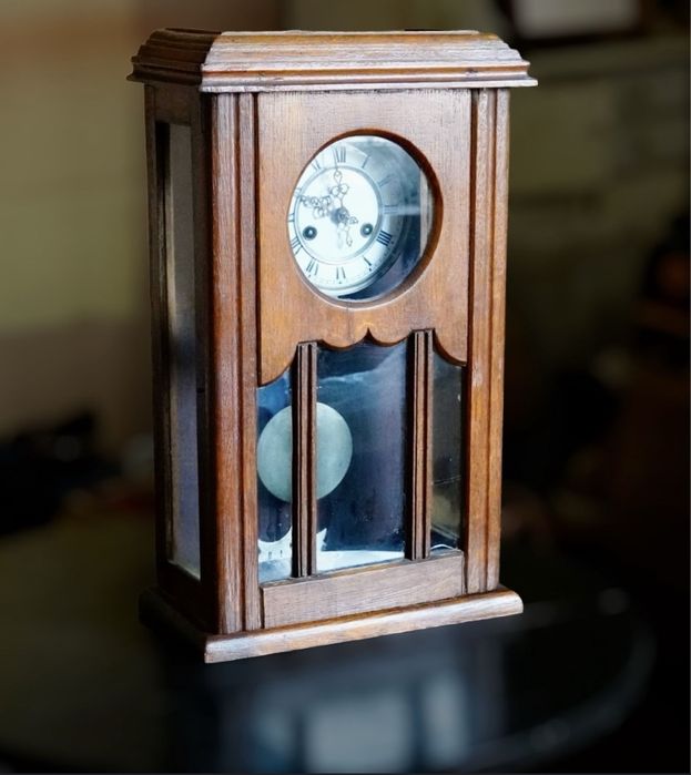 Zegar drewniany ścienny antyk zabytek wiszący nakręcany