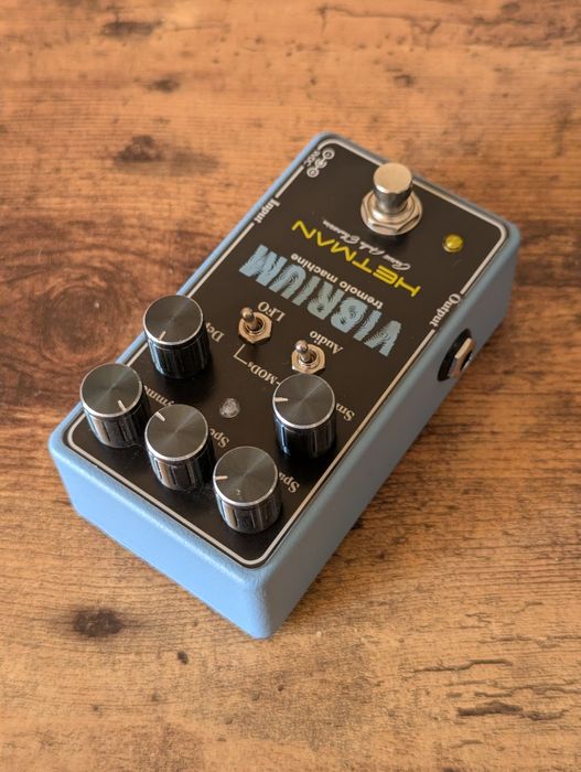 Hetman Vibrium analog tremolo efekt gitarowy
