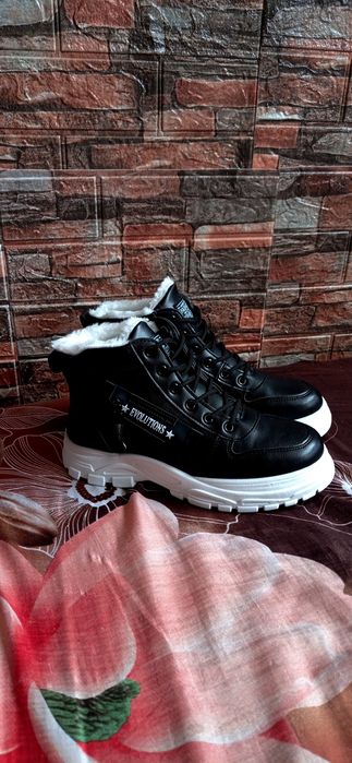 Buty zimowe damskie 41-26 cm