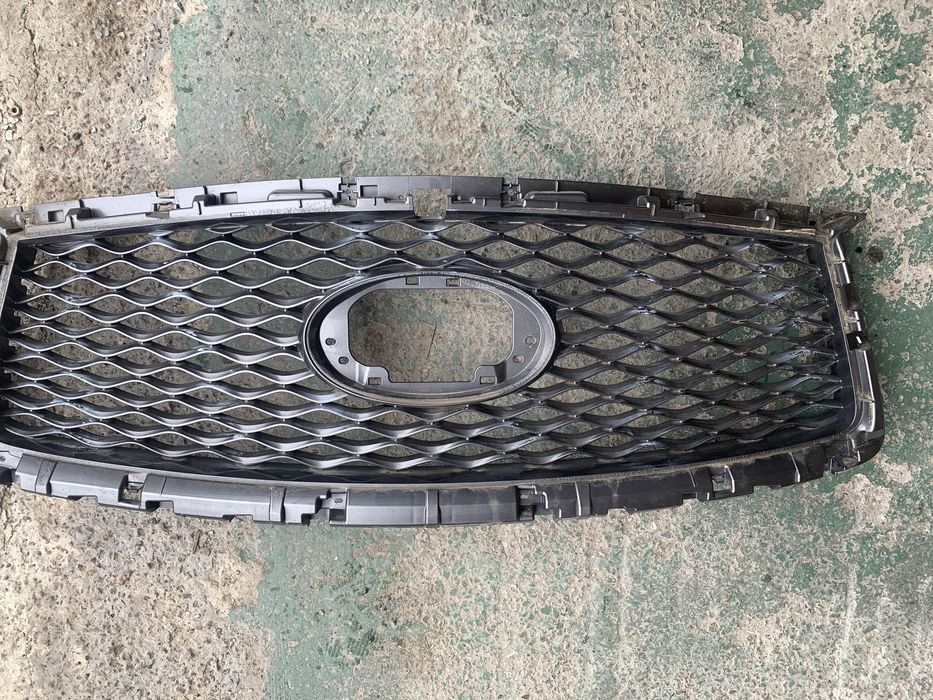 Решетка радиатора grill Infiniti QX50 19