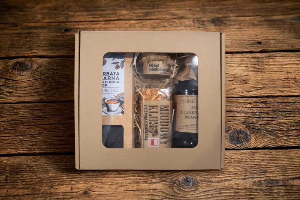 Zestaw prezentowy pudełko na prezent box urodziny imieniny walentynki