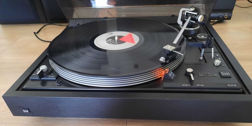 Gramofon automatyczny Dual 522 – klasyka audio, pełna automatyka LP/Single, nowy pasek