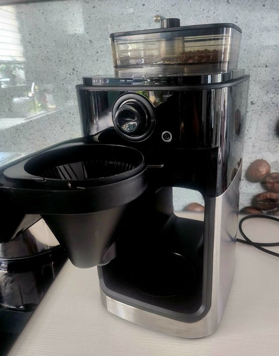 Ekspres Philips Grind & Brew HD7767/00 Młynek żarnowy
