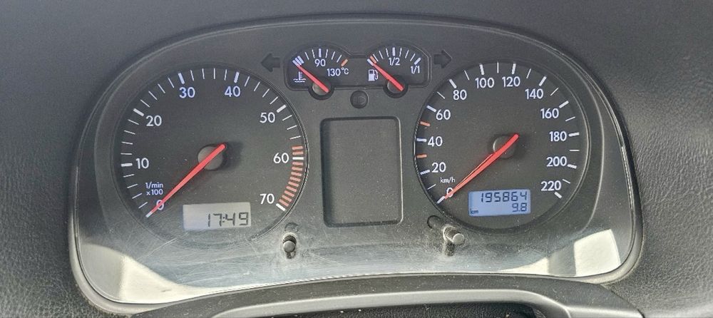 Golf IV 1.4 benzyna