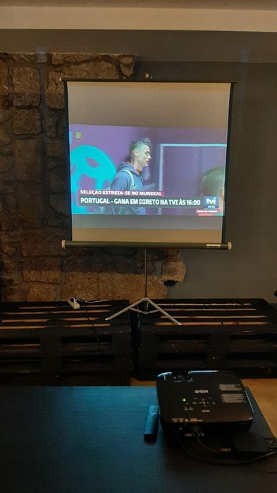 Aluguer de Projector video (projetor)