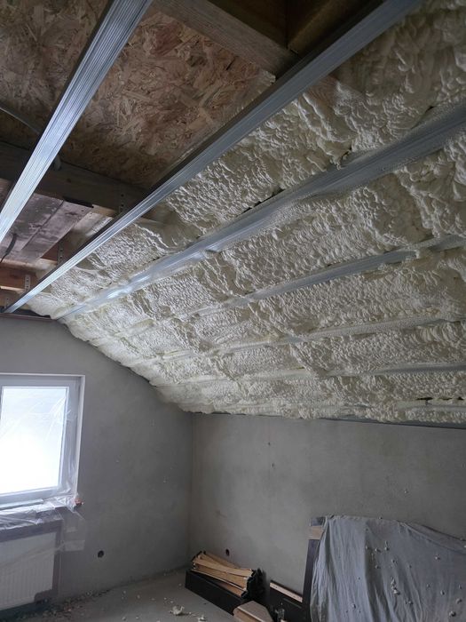 PIANA PUR Izolacja w 1 dzień na całe życie. Zobacz , jak to robimy