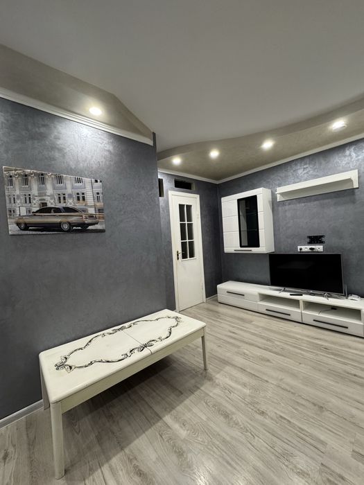 Двокімнатна квартира на набережній