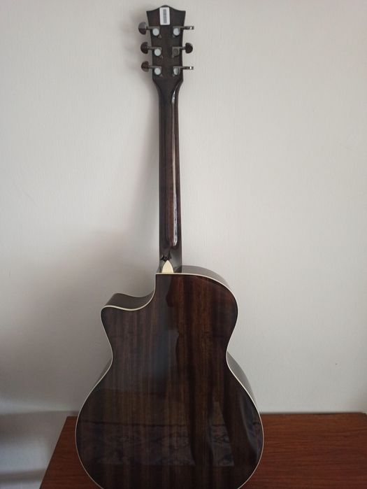 Акустична гітара Toneberg