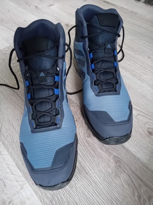 buty adidas Trekkingi Eastrail 2.0 Mid RAIN.RDY  Granatowy