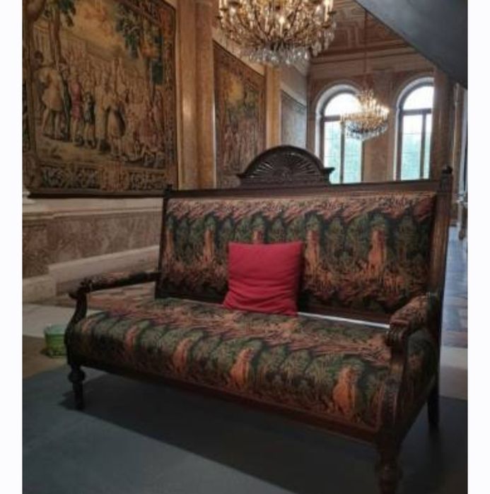 Piękna przedwojenna sofa.