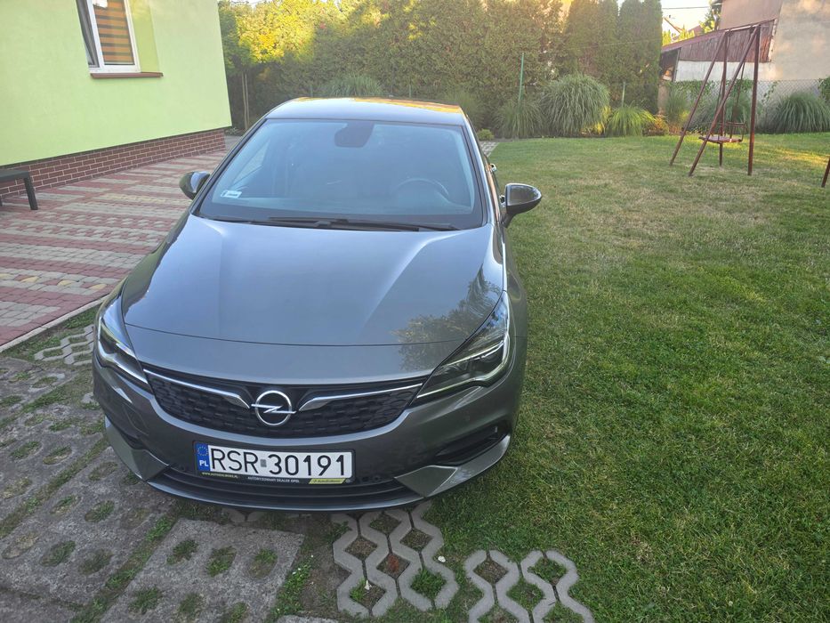 OPEL ASTRA 1.2 145KM - niski przebieg