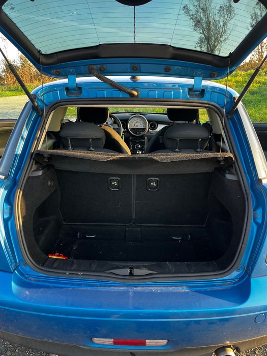 MINI Cooper d 2012