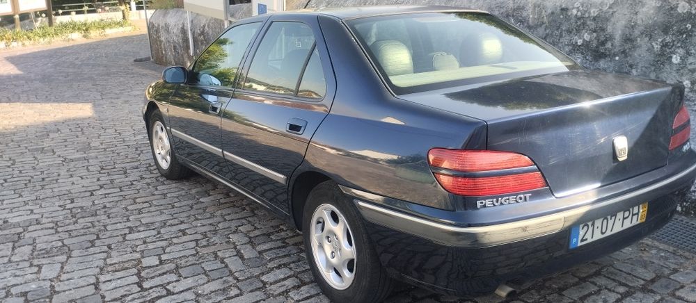 Pegeut 406 Sedan
