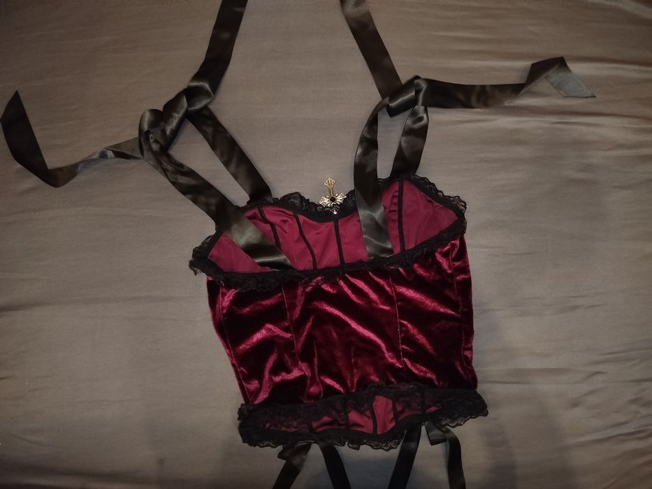 Готичний топ, червоний