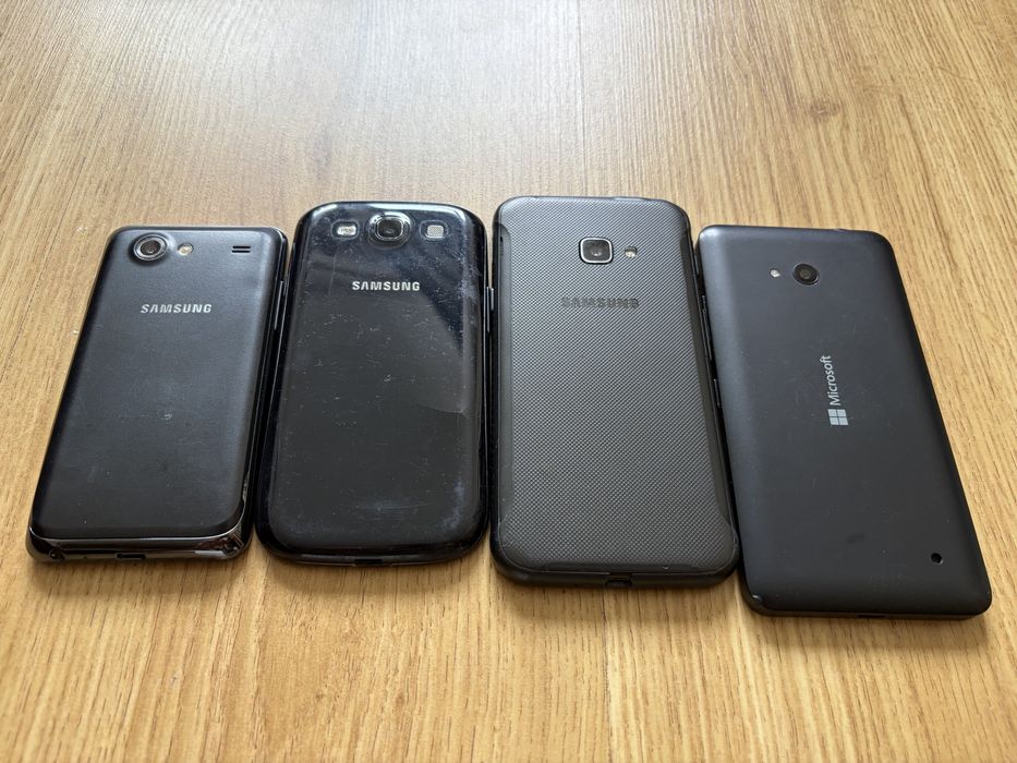 Używane telefony Samsung i Microsoft