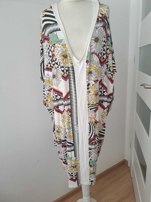Sukienka marki Biba o kroju oversize