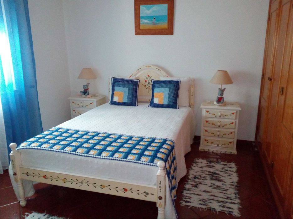 Casa Pereirinha - V. N. Milfontes    dispõe de Wi-Fi