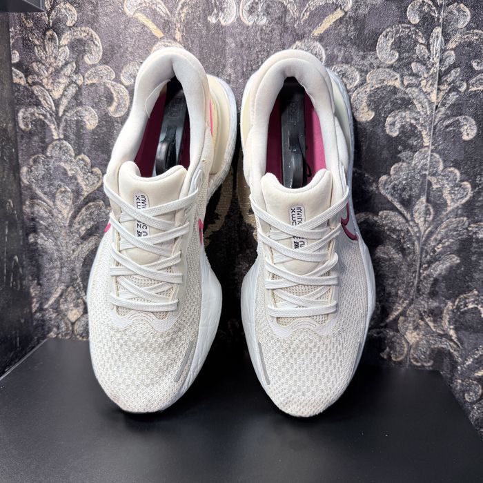 Беговые кроссовки Nike Zoomx Invincible Run Flyknit White
