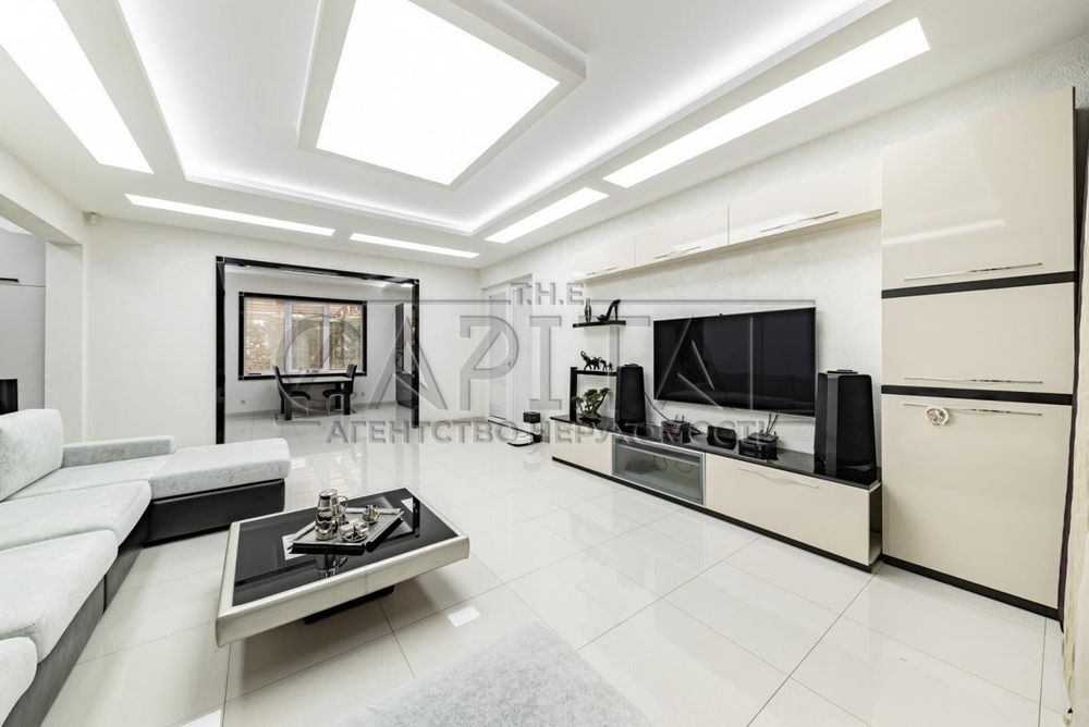 Оренда будинку Київ, Подільський район, ул. Сунична, 154 ТЕРМІНОВО