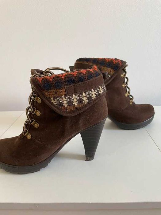 Brązowe Sznurowane buty ocieplane norweski wzór Jennifer&Jennifer
