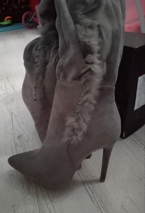 Kozaki damskie długie na szpilce