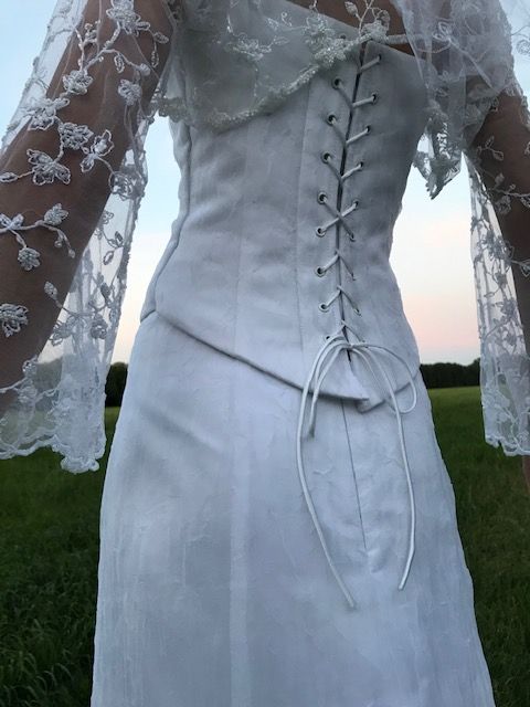 Suknia ślubna + welon, halka i bolerko rozmiar 36/38