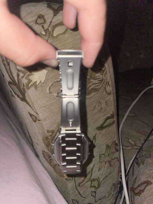 Продам Часи Foxbox
