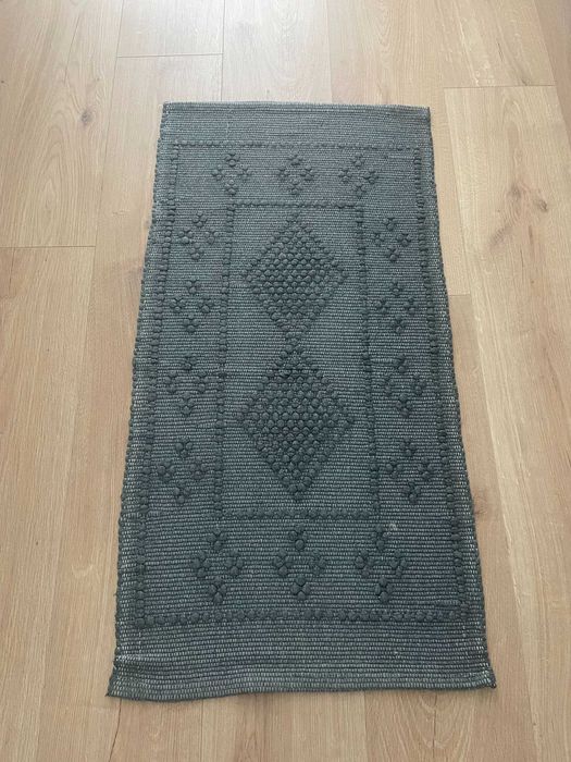 Tapete cinza escuro – 90 x 45 cm