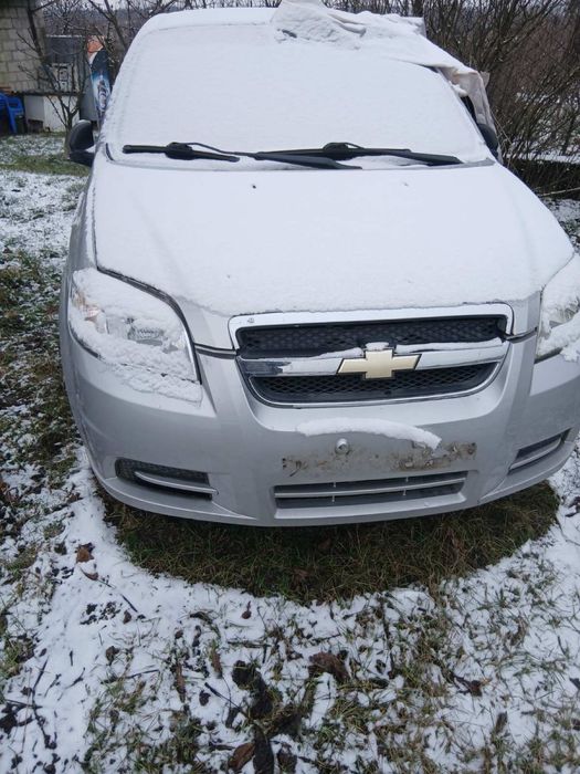 Продам на запчасти 
обращаться по телефону: 
0 ************00
Цены договорные