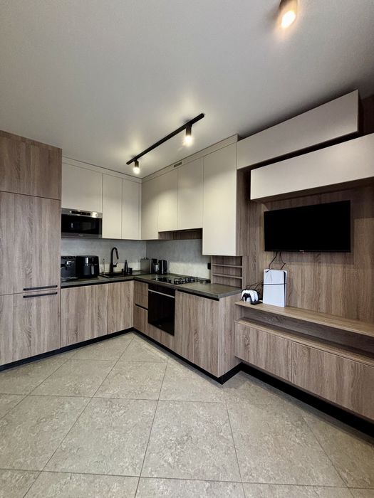 Трикімнатна квартира, ліс і набережна! Зручний виїзд на Київ!