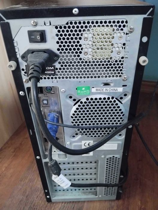 Komputer AMD A8-5600K gratis Klawiatura Genius SlimStar i220