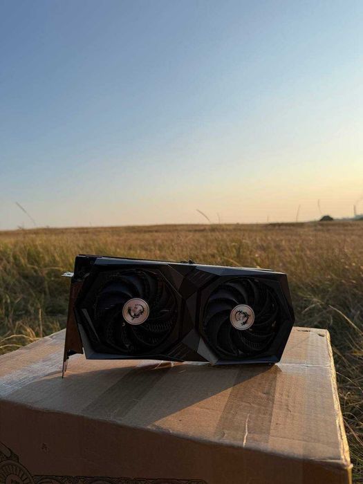 Продається відеокарта / NVIDIA GeForce RTX 3060 12 ГБ GDDR6
