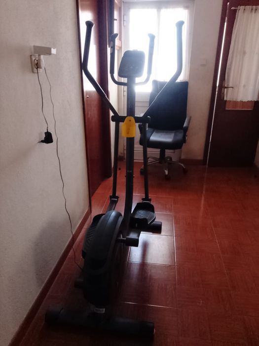 Máquina de ginásio elíptica como nova447177246062694402