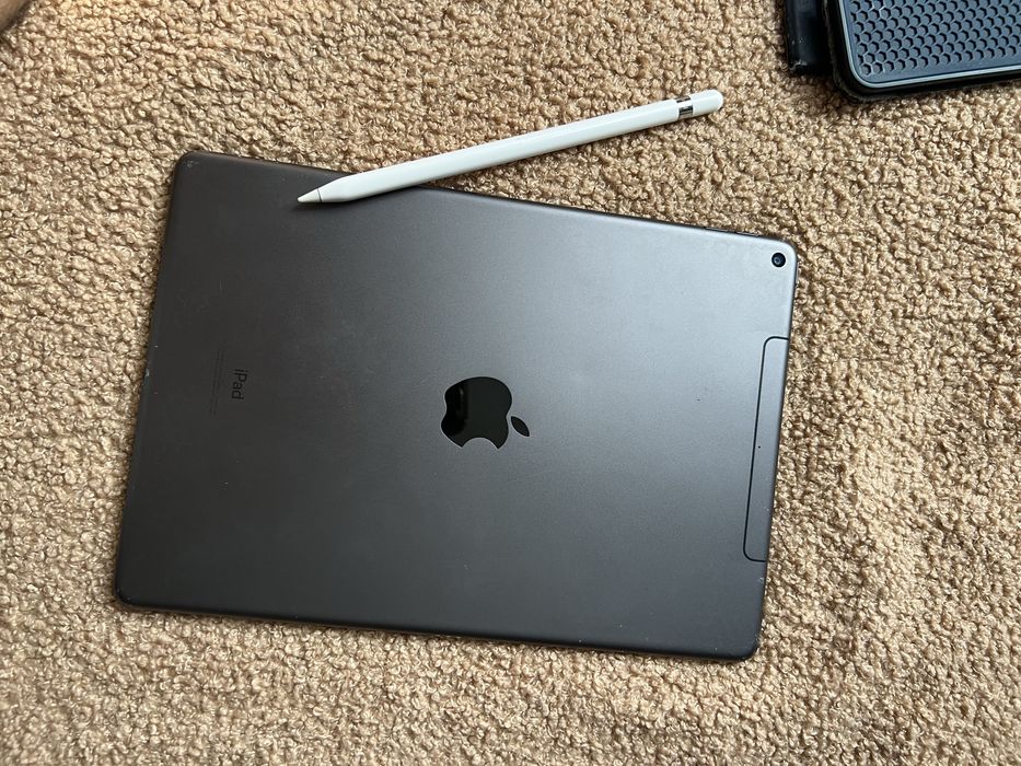 Apple pencil+Ipad air 3 LTE 64GB Neverlock