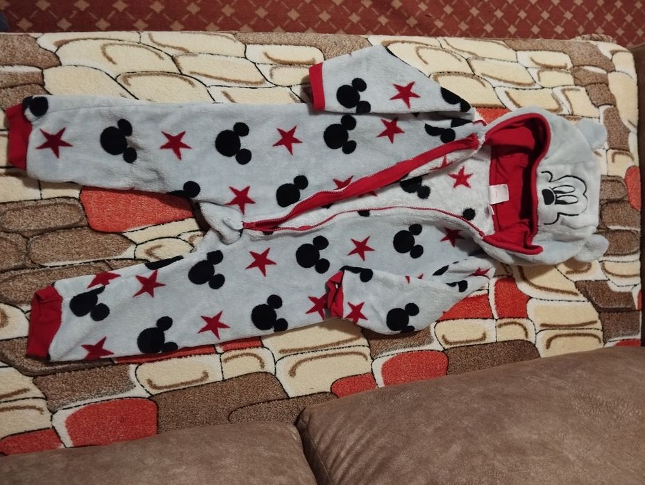 Дитячий ромпер для дівчинки