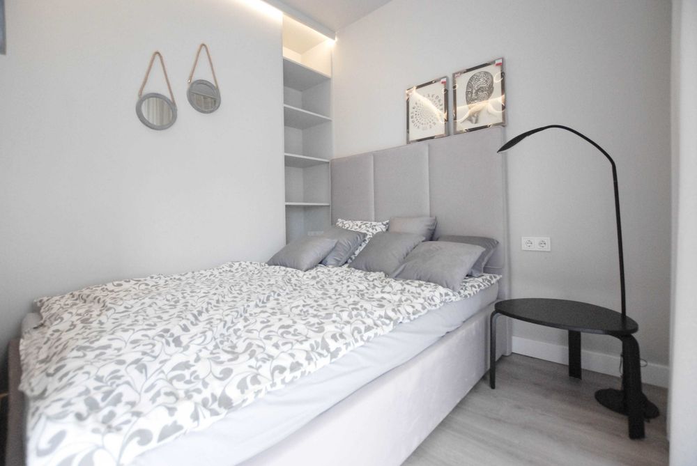 Kawalerka z SYPIALNIĄ - BALKON - GARAŻ / PARK / KRZYKI / ul. Ślężna - Widok 2