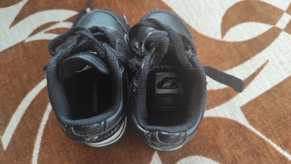 Adidasy Donnay r. 20