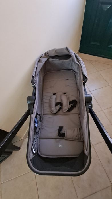 Carrinho bebé 4 em 1 ótimo estado