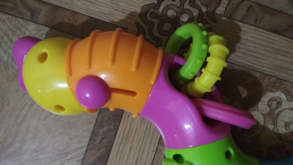 Гусеница-трещетка, погремушка