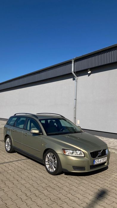 Volvo V50