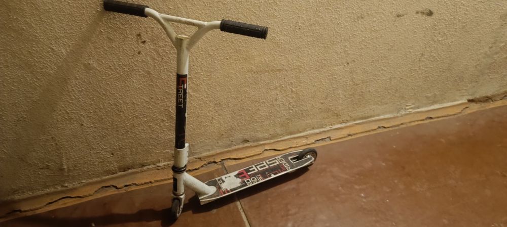 Самокат трюковый