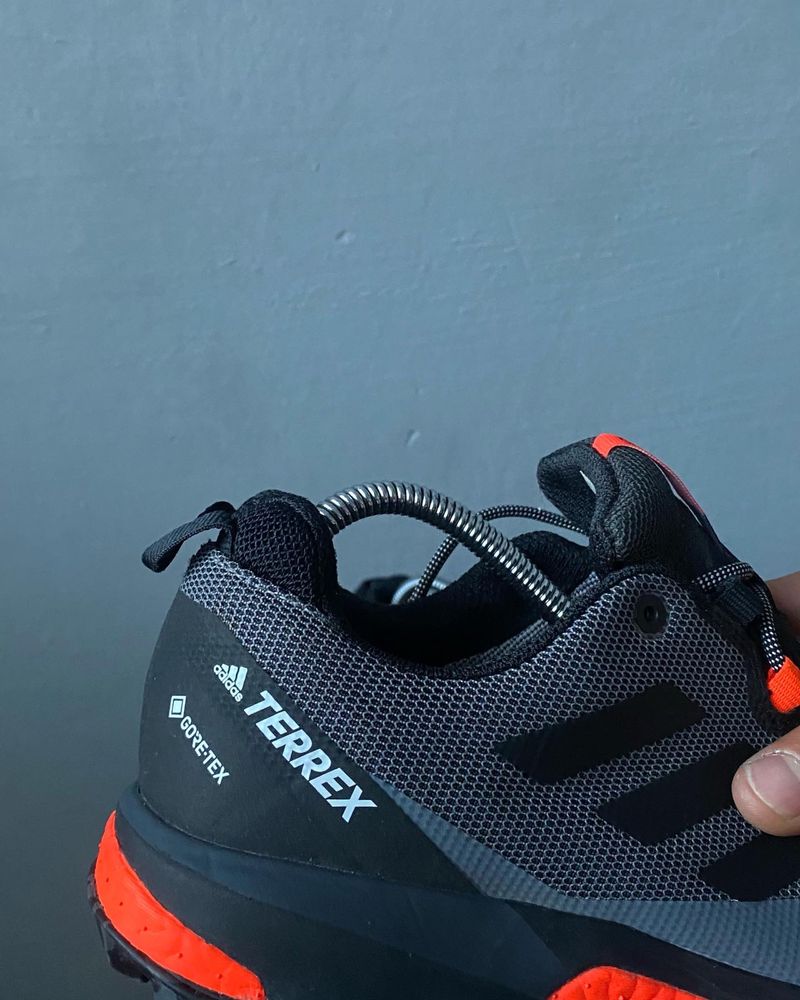 Adidas gore tex 355 sale
