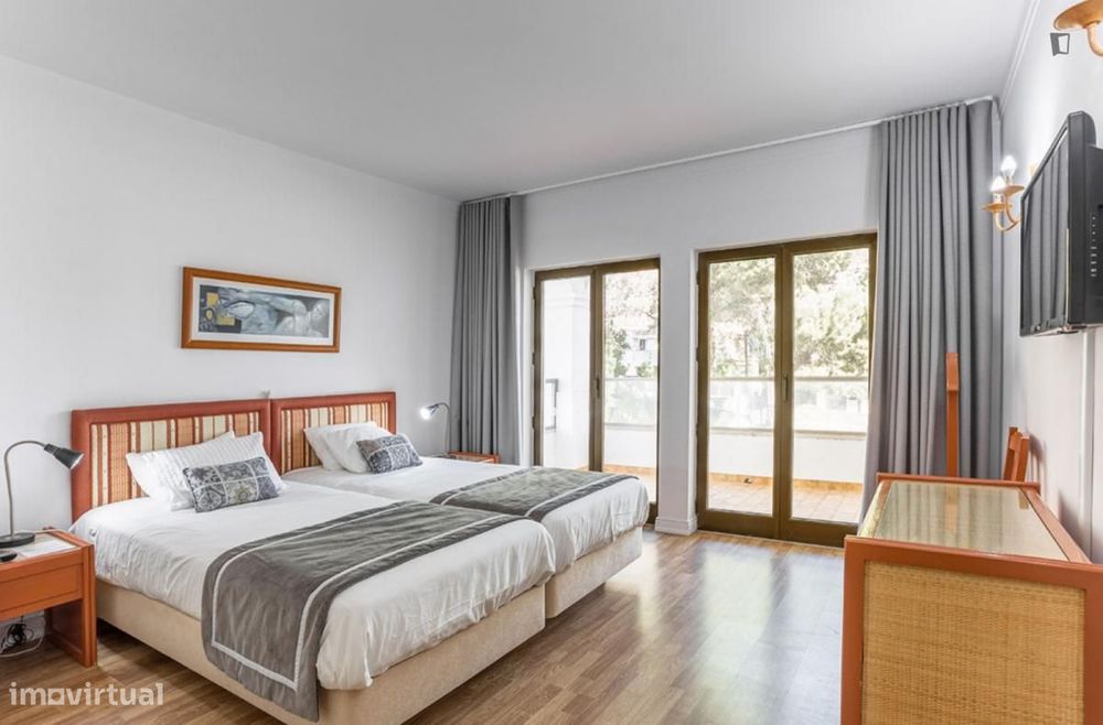 Apartamento com 1 quartos - localizado em Estoril Lisbon
