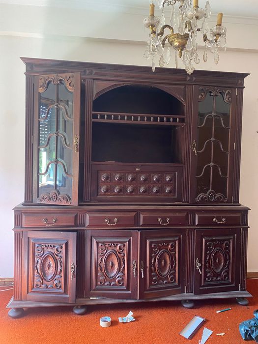 Móvel de sala castanho