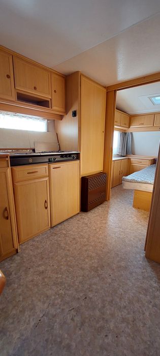 караван кемпінг  будинок на колесах причіп дача