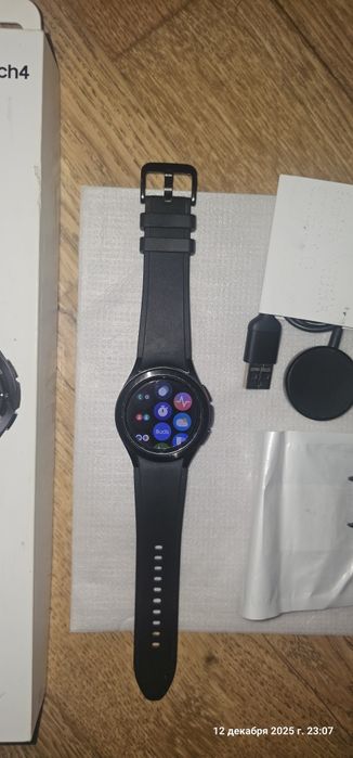 Часы Samsung Galaxy Watch 4 Classic