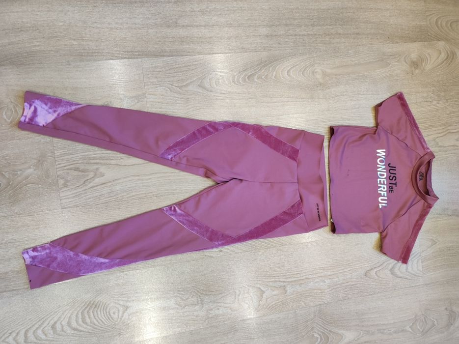 Костюм для спорта Zara