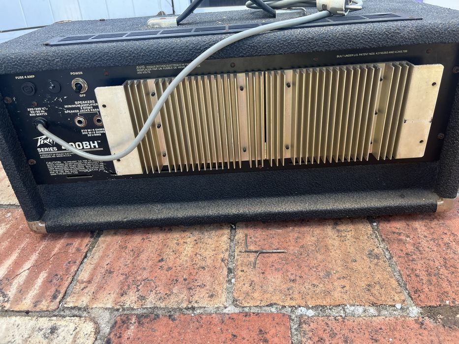 Peavey XR 600B mixer amp